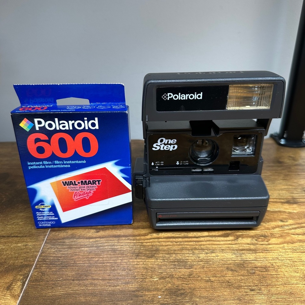 Polaroid OneStep 600 Instant Film Camera with Vintage 600 Film Expd 2003